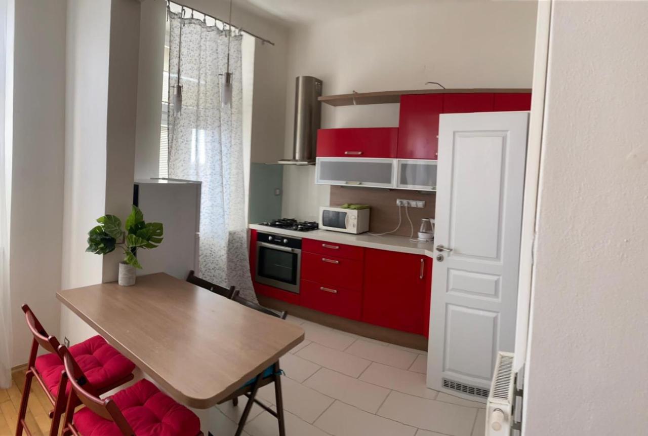 Apartment With Parking In The Center - 500M From Hlavni Nadrazi Brno Exterior foto